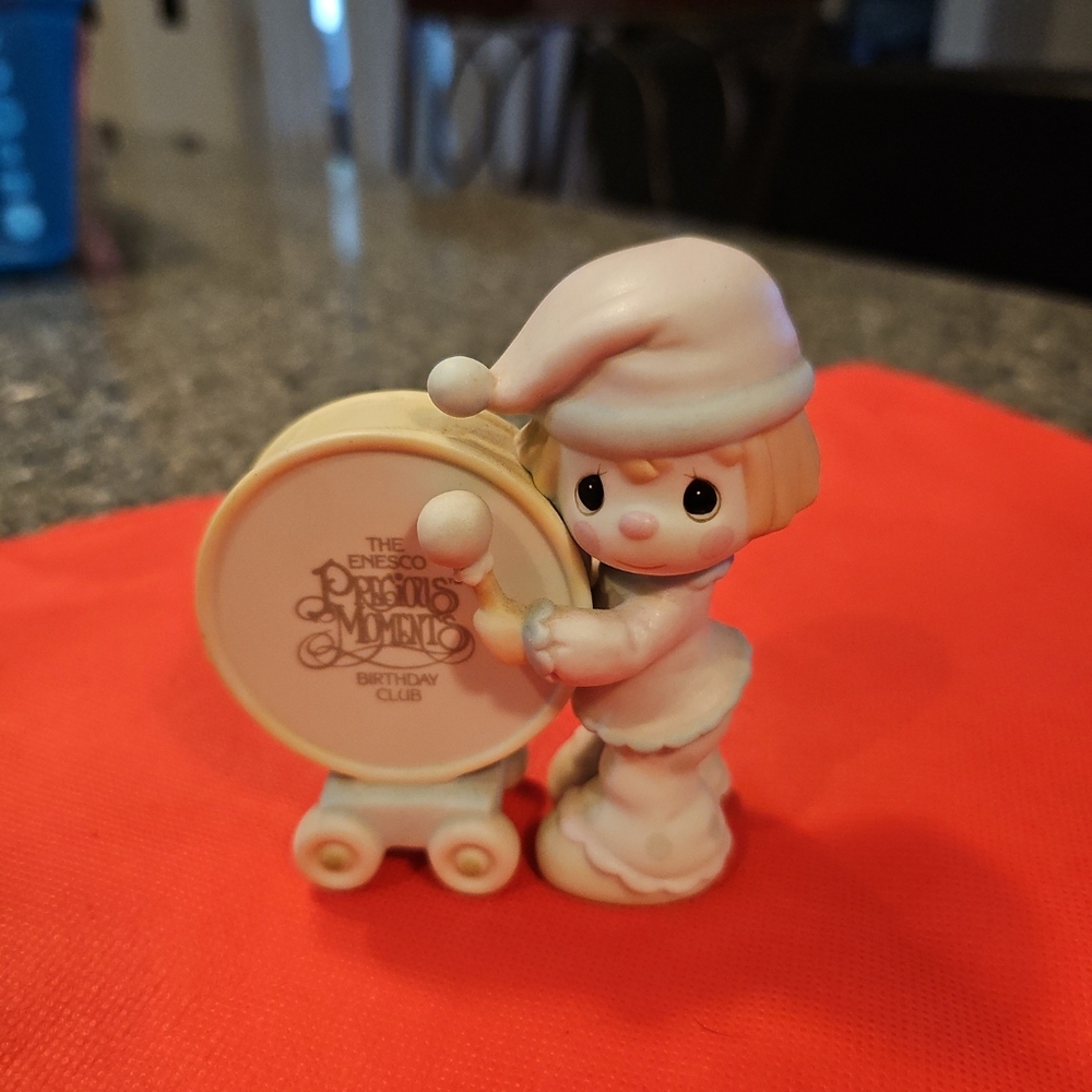 Precious Moments Our Club Can't Be Beat 1985 Collectible